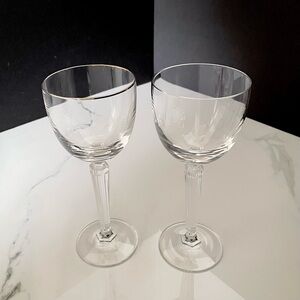 SET of 2 Metropolitan White Wine Glasses by Waterford Crystal